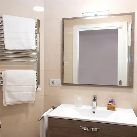 Guest house Linares Santiago 2*
