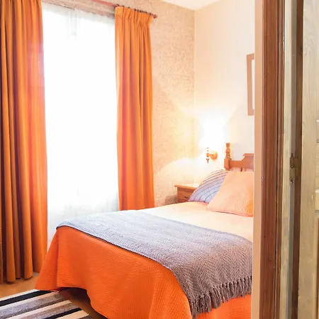 Linares Santiago Guest house 2*