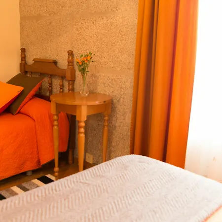 Linares Santiago 2* Santiago de Compostela