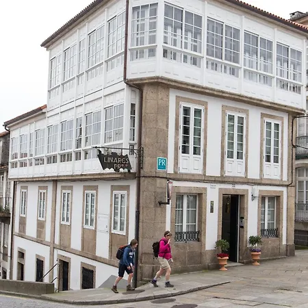 Pensión Linares Santiago