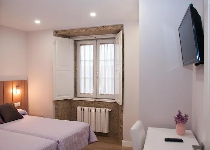 Linares Santiago בית הארחה סנטיאגו דה קומפוסטלה