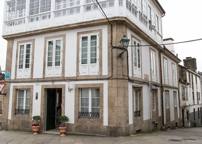 Linares Santiago בית הארחה סנטיאגו דה קומפוסטלה