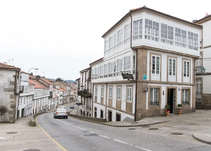 Linares Santiago בית הארחה