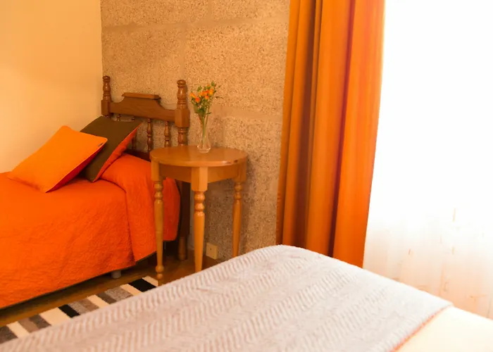 Linares Santiago 3* סנטיאגו דה קומפוסטלה