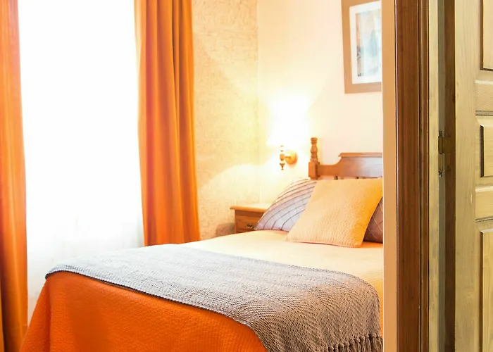 בית הארחה Linares Santiago סנטיאגו דה קומפוסטלה