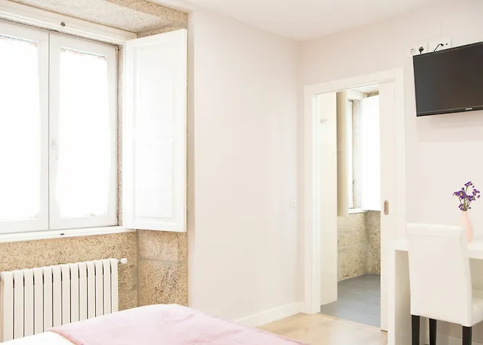 Linares Santiago 3* סנטיאגו דה קומפוסטלה