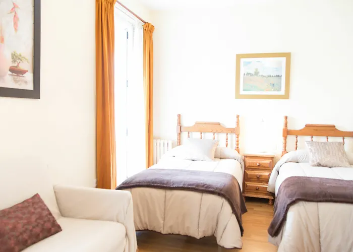 Linares Santiago בית הארחה סנטיאגו דה קומפוסטלה